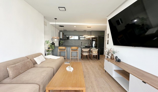 Reventa - Town House -
Torrevieja - Calas Blanca