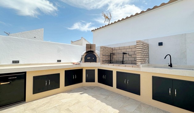 Reventa - Town House -
Torrevieja - Calas Blanca