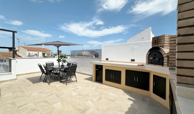 Reventa - Town House -
Torrevieja - Calas Blanca