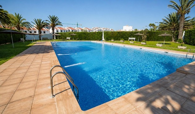 Reventa - Town House -
Torrevieja - Calas Blanca