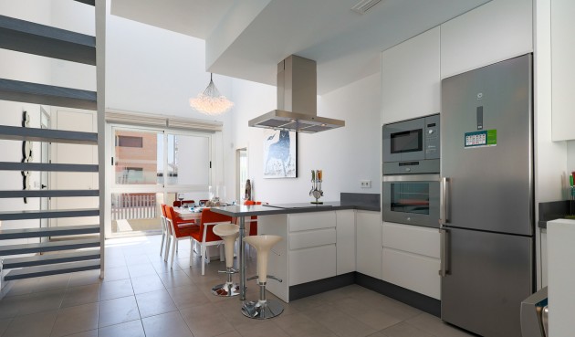 Reventa - Semi Detached -
Dolores - Costa Blanca