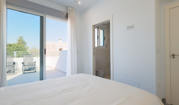 Reventa - Semi Detached -
Dolores - Costa Blanca