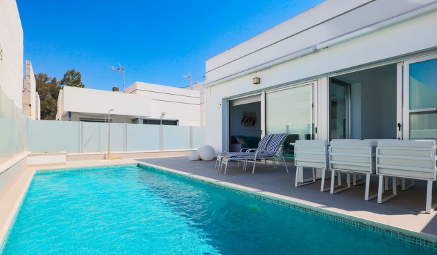 Reventa - Semi Detached -
Dolores - Costa Blanca