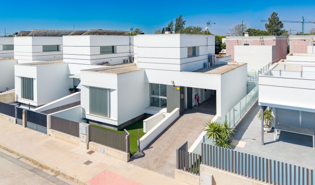Reventa - Semi Detached -
Dolores - Costa Blanca