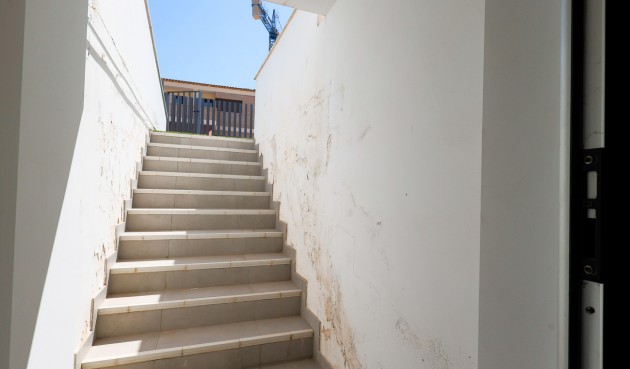 Reventa - Semi Detached -
Dolores - Costa Blanca