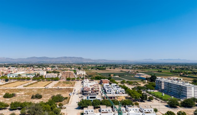 Reventa - Semi Detached -
Dolores - Costa Blanca