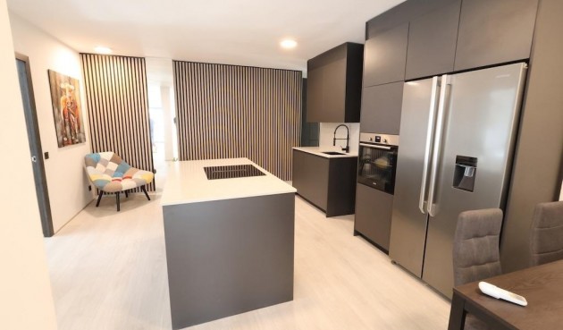 Reventa - Ático -
Torrevieja - Costa Blanca