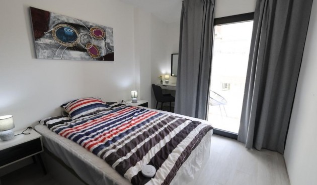 Reventa - Ático -
Torrevieja - Costa Blanca