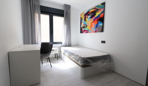 Reventa - Ático -
Torrevieja - Costa Blanca
