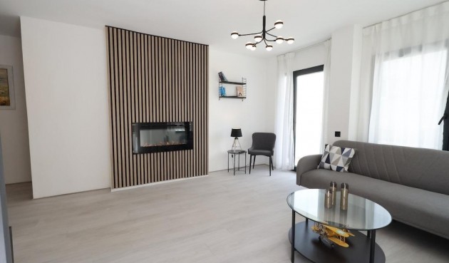 Reventa - Ático -
Torrevieja - Costa Blanca
