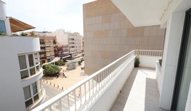 Reventa - Ático -
Torrevieja - Costa Blanca