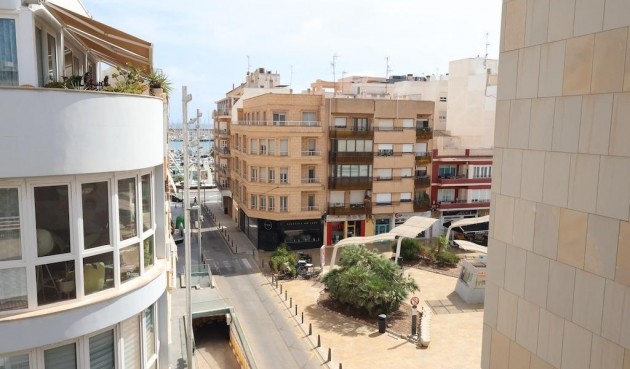 Reventa - Ático -
Torrevieja - Costa Blanca