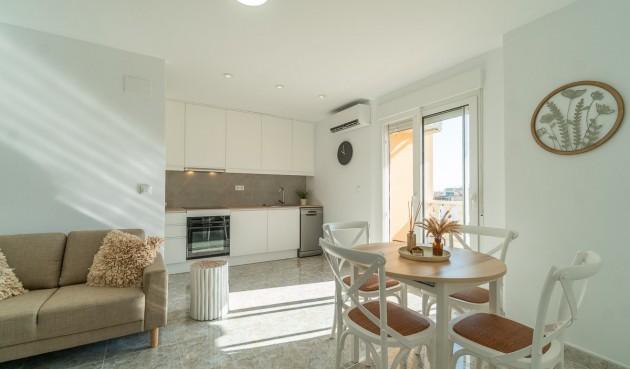 Reventa - Apartment -
Torrevieja - Costa Blanca