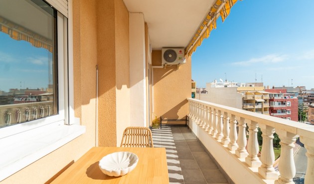 Reventa - Apartment -
Torrevieja - Costa Blanca