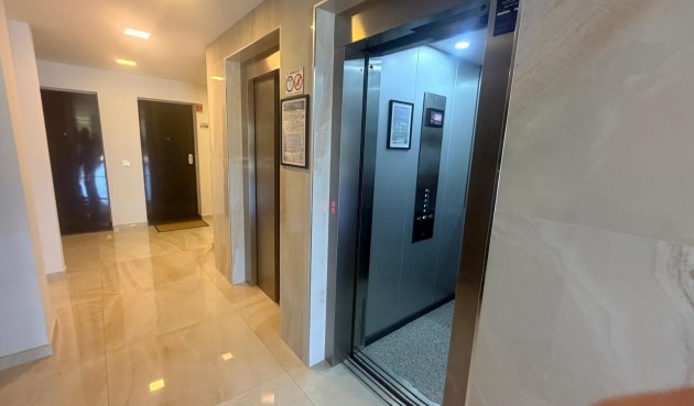 Brukt - Apartment -
Los Altos - Costa Blanca