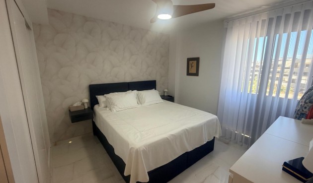 Brukt - Apartment -
Los Altos - Costa Blanca