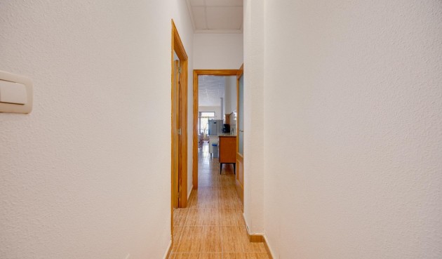 Återförsäljning - Apartment -
Torrevieja - Paseo Maritimo