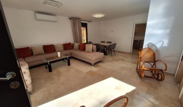 Återförsäljning - Town House -
Torrevieja - Centro