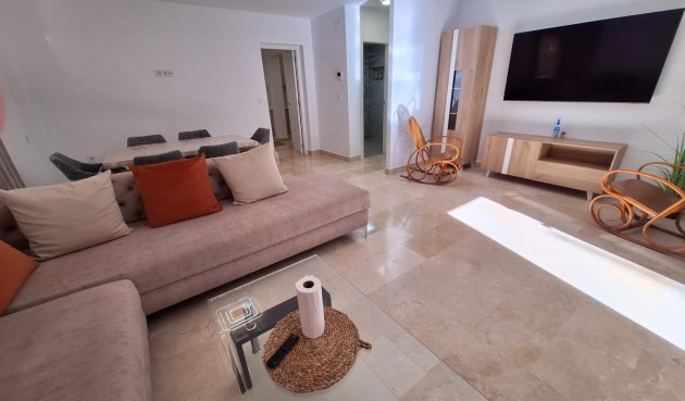 Återförsäljning - Town House -
Torrevieja - Centro