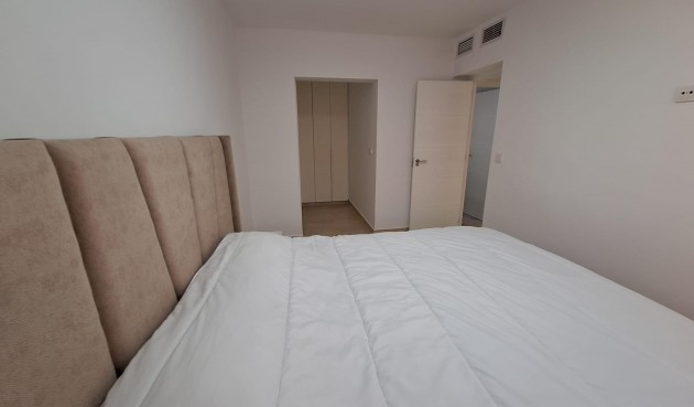 Återförsäljning - Town House -
Torrevieja - Centro