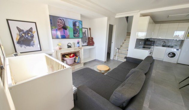 Reventa - Villa -
Villamartin - Costa Blanca
