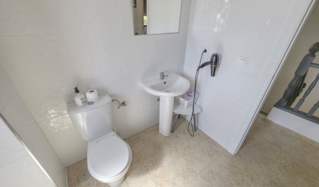 Reventa - Villa -
Villamartin - Costa Blanca