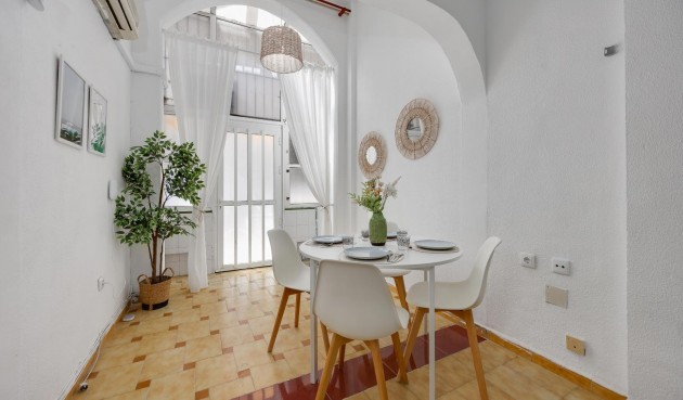 Reventa - Apartment -
Torrevieja - Estacion De Autobuses