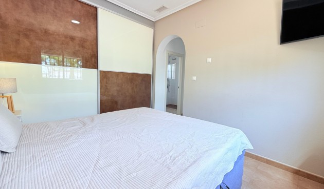 Reventa - Villa -
Catral - Costa Blanca