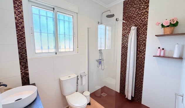 Reventa - Villa -
Catral - Costa Blanca