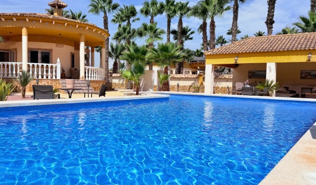 Reventa - Villa -
Catral - Costa Blanca