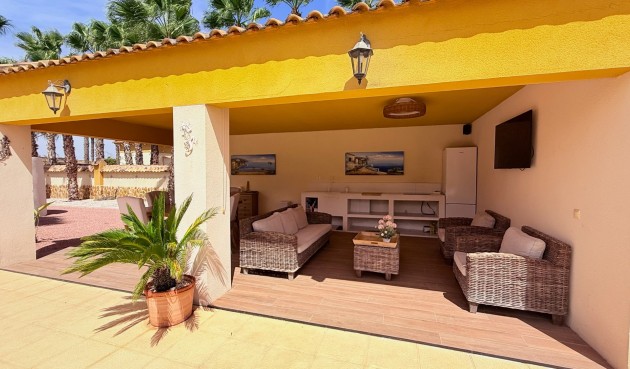 Reventa - Villa -
Catral - Costa Blanca