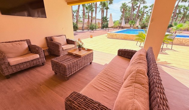 Reventa - Villa -
Catral - Costa Blanca