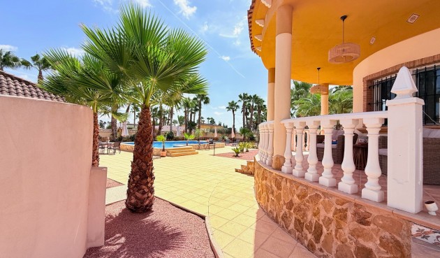 Reventa - Villa -
Catral - Costa Blanca