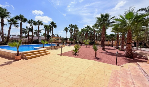 Reventa - Villa -
Catral - Costa Blanca