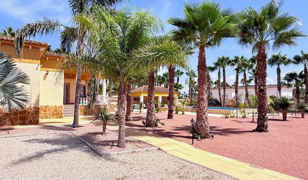 Reventa - Villa -
Catral - Costa Blanca