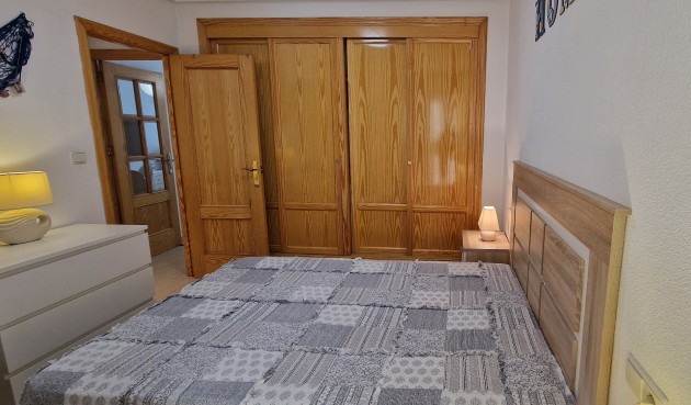 Återförsäljning - Apartment -
Guardamar del Segura - Costa Blanca