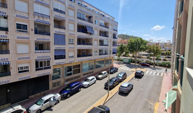 Återförsäljning - Apartment -
Guardamar del Segura - Costa Blanca