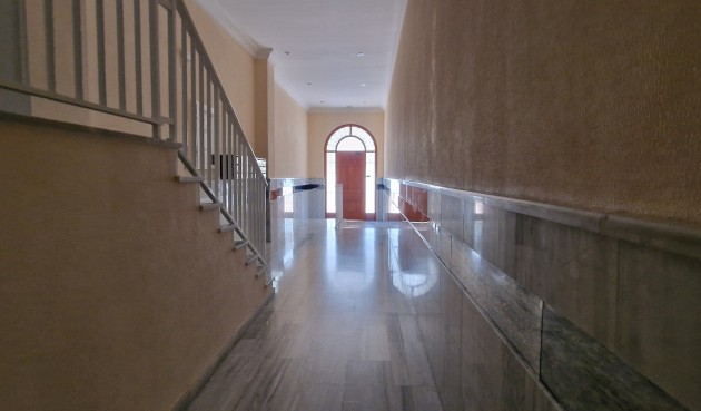 Återförsäljning - Apartment -
Guardamar del Segura - Costa Blanca