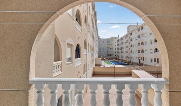 Resale - Apartment -
Torrevieja - Costa Blanca