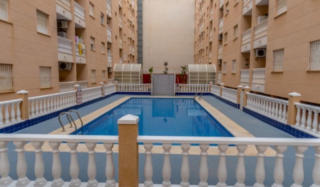 Resale - Apartment -
Torrevieja - Costa Blanca