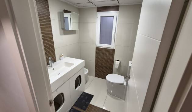 Återförsäljning - Apartment -
Torrevieja - Costa Blanca