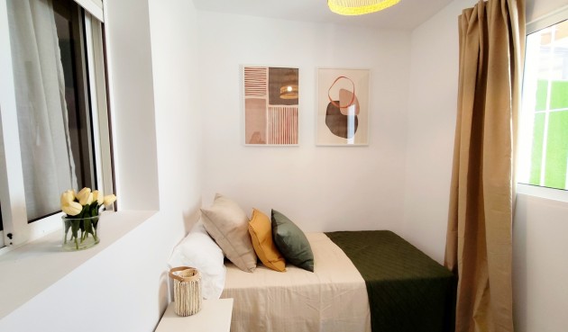Brukt - Town House -
Playa Flamenca - Costa Blanca