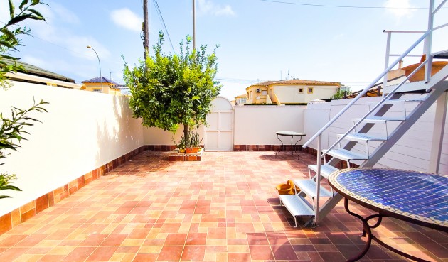 Brukt - Town House -
Playa Flamenca - Costa Blanca