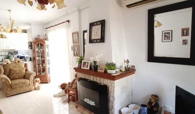 Resale - Semi Detached -
Sucina - Inland