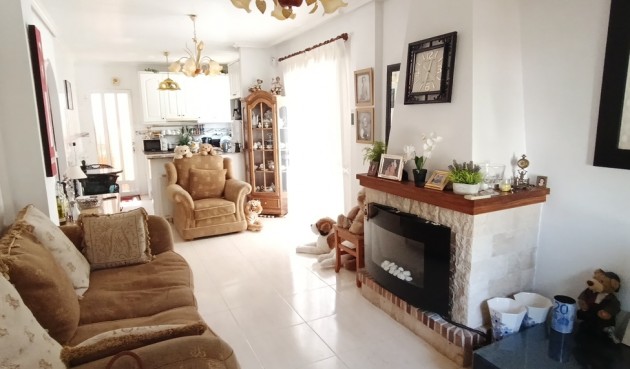 Resale - Semi Detached -
Sucina - Inland
