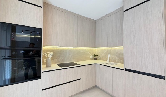 Resale - Apartment -
Torrevieja - Playa del Cura