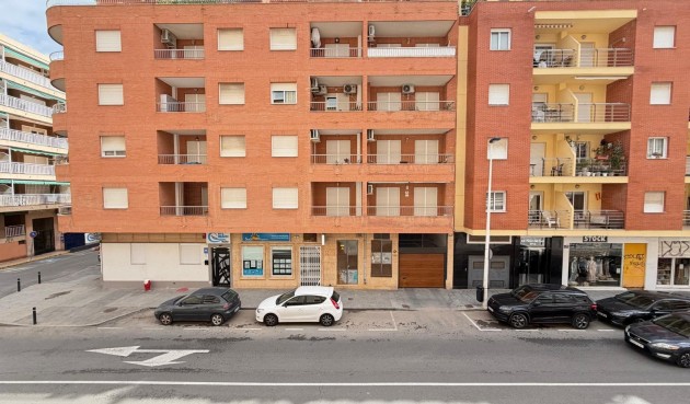 Resale - Apartment -
Torrevieja - Playa del Cura