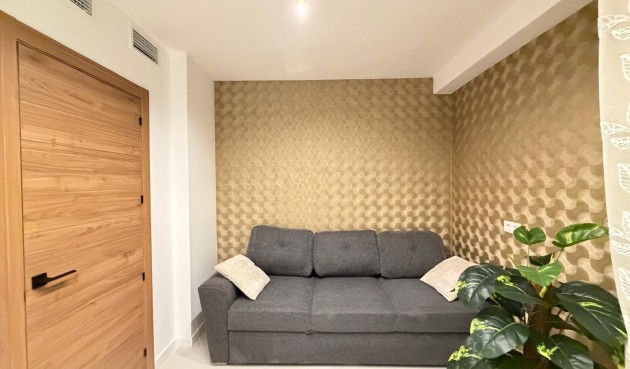 Resale - Apartment -
Torrevieja - Playa del Cura