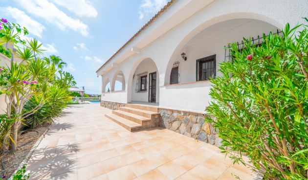 Återförsäljning - Villa -
Torrevieja - Los Balcones
