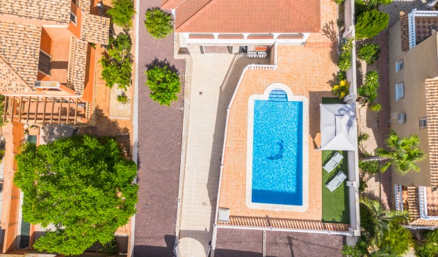 Återförsäljning - Villa -
Torrevieja - Los Balcones